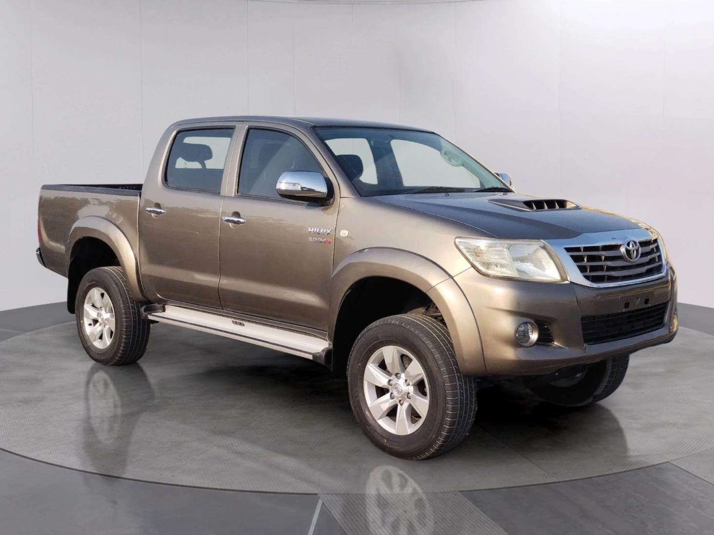 USED TOYOTA HILUX 2015 RHD DIESEL 1KD D4D DIESEL