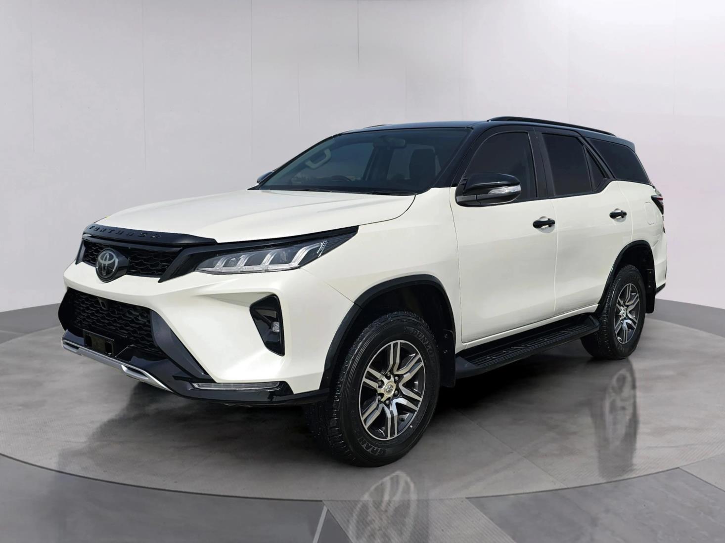 TOYOTA FORTUNER 2017 DIESEL 