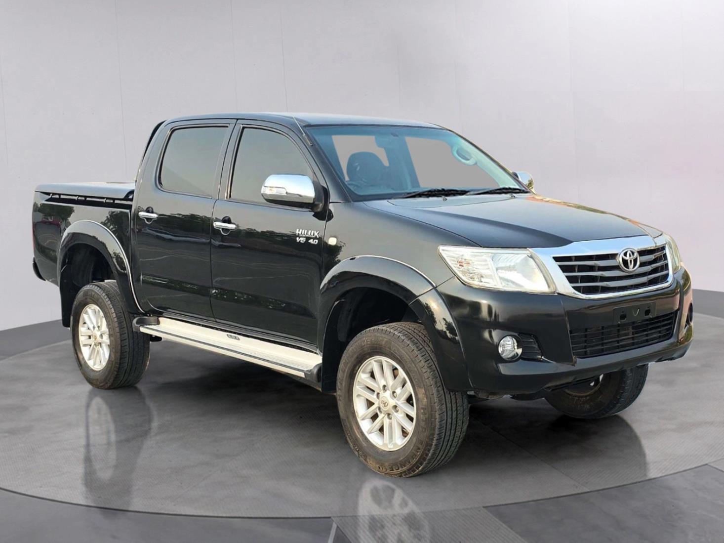 USED TOYOTA HILUX 2005  1GR D4D 