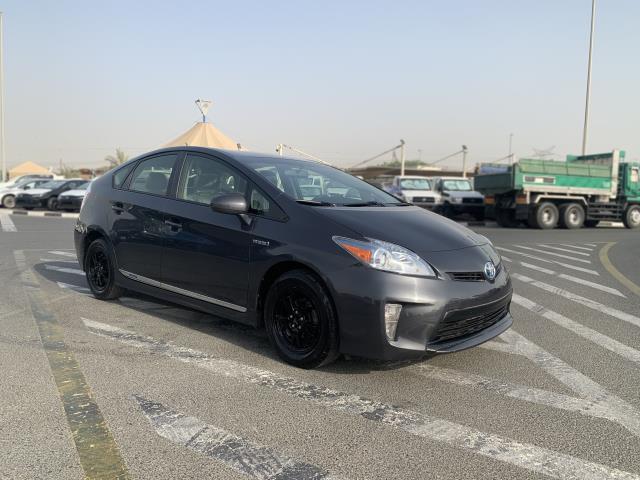 TOYOTA PRIUS 2014 | Haji Zaman Safi Motors Dubai