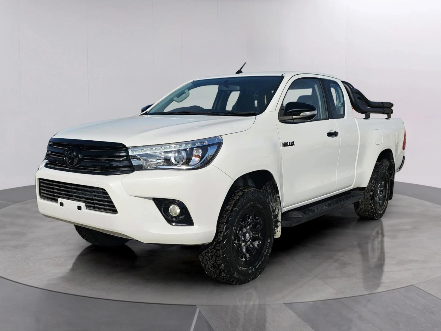 USED TOYOTA HILUX 2016 RHD DIESEL 1GD D4D DIESE