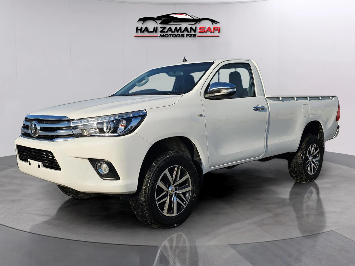TOYOTA HILUX 2.8 WHITE RIGHT HAND DRIVE 2016